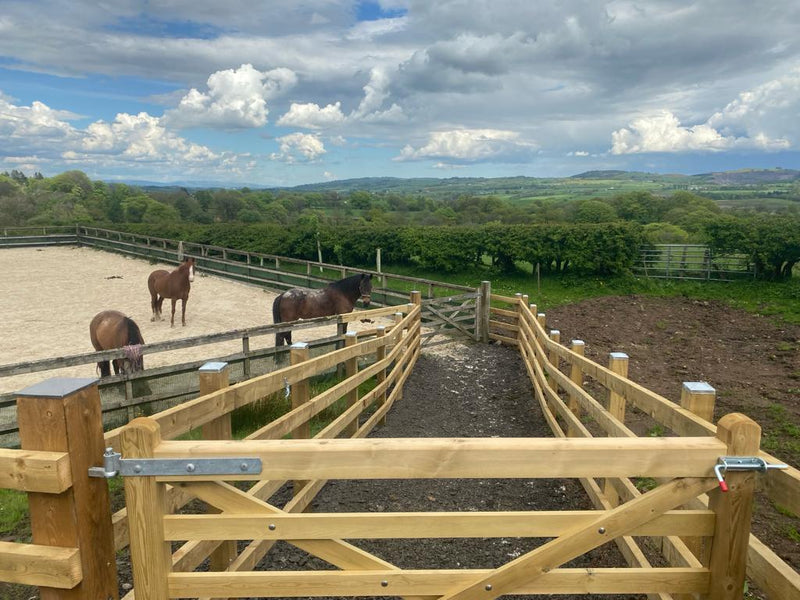 Wooden Gates - Heavy bottom rail 70mm x 70mm